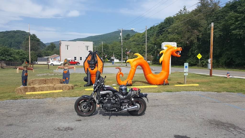 Woodys Grill | restaurant | 12749 N Scenic Hwy, Rocky Gap, VA 24366, USA | 2769709745 OR +1 276-970-9745