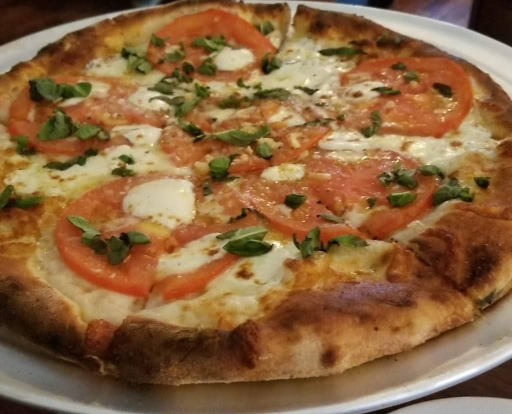 GGs Wood Fired Pizza | restaurant | 591 Boston Post Rd, Milford, CT 06460, USA | 2038768000 OR +1 203-876-8000