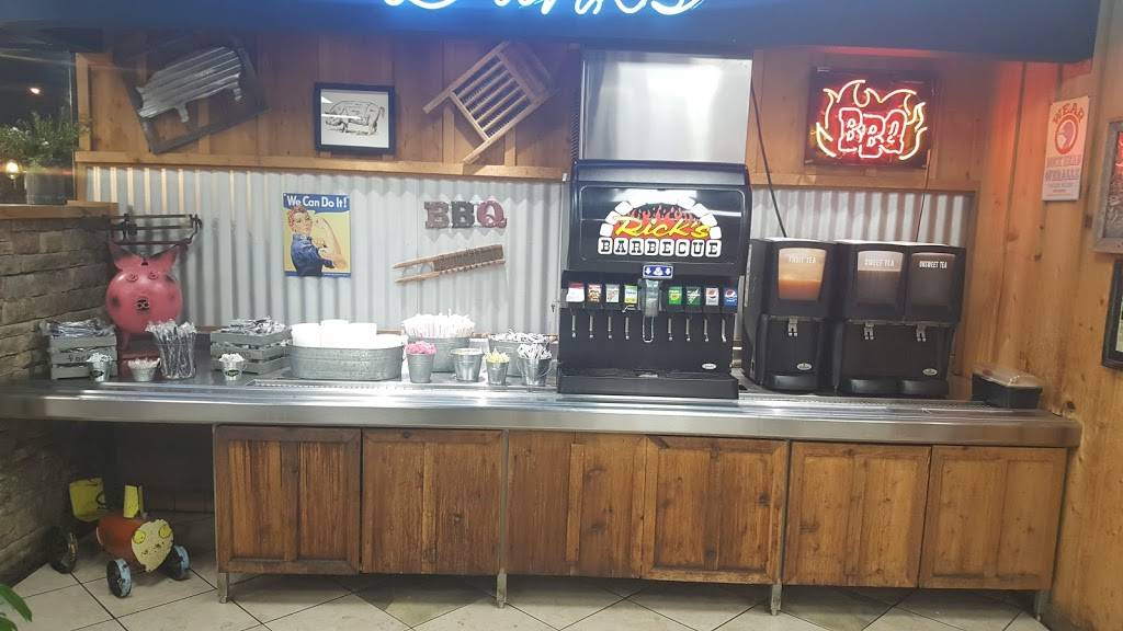 Ricks Barbecue | restaurant | 1507 N Locust Ave, Lawrenceburg, TN 38464, USA | 9317622030 OR +1 931-762-2030