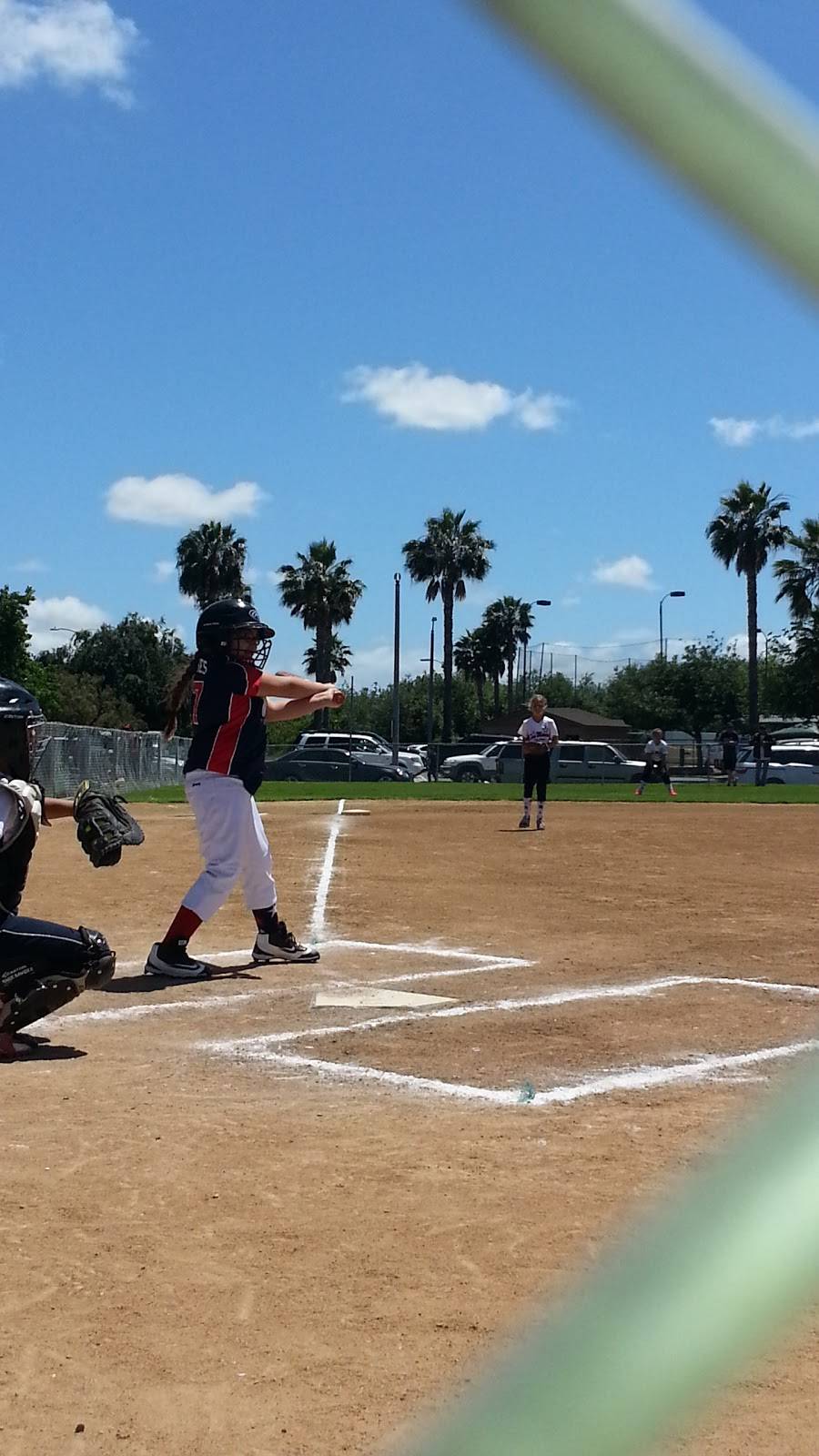 La Fe Restaurant | restaurant | 1514 Linda Vista Dr, San Marcos, CA 92078, USA | 7607447001 OR +1 760-744-7001