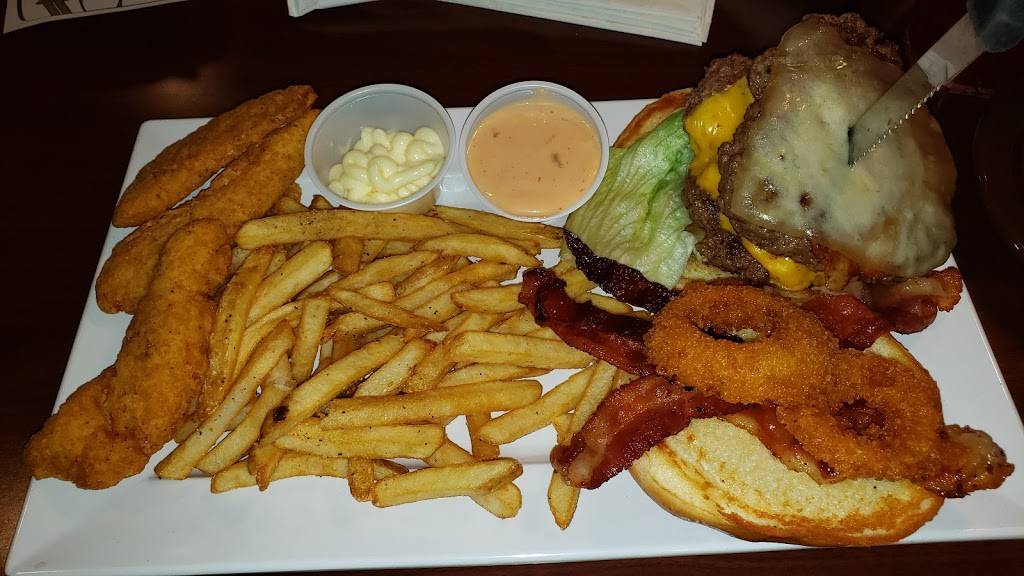 Village Inn | restaurant | 6116 College Dr, Suffolk, VA 23435, USA | 7574840700 OR +1 757-484-0700