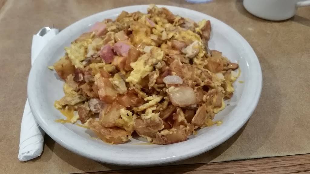 The Big Biscuit | restaurant | 16506 E US Hwy 40, Independence, MO 64055, USA | 8164786958 OR +1 816-478-6958