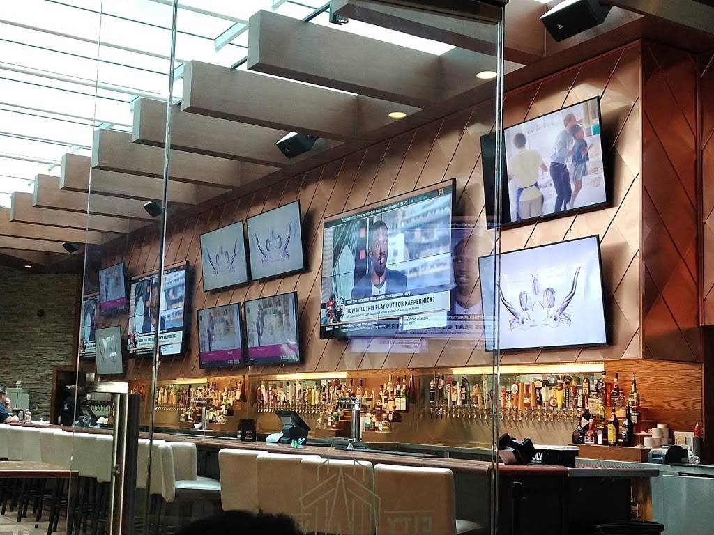 City Works - Pittsburgh | restaurant | 2 PPG Place, Pittsburgh, PA 15222, USA | 4124482900 OR +1 412-448-2900