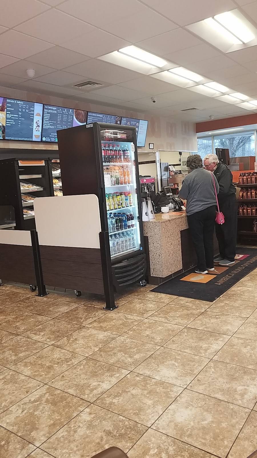 Dunkin | bakery | 855 S Broadway, Wind Gap, PA 18091, USA | 6108636359 OR +1 610-863-6359