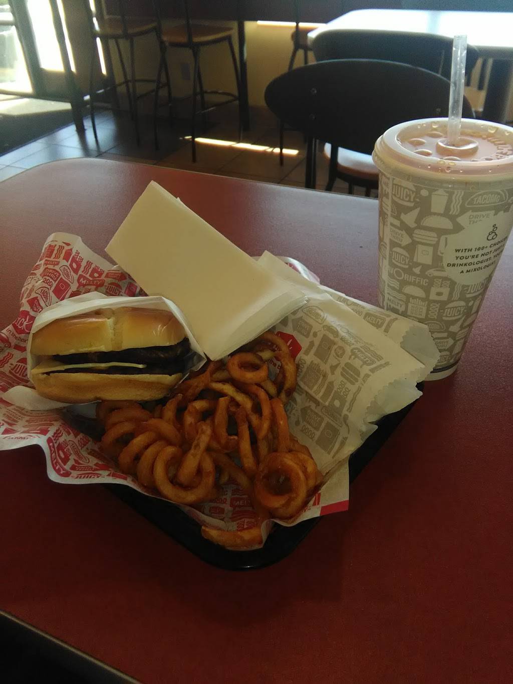 Jack in the Box | restaurant | 3211 N Rancho Dr, Las Vegas, NV 89130, USA | 7023969946 OR +1 702-396-9946