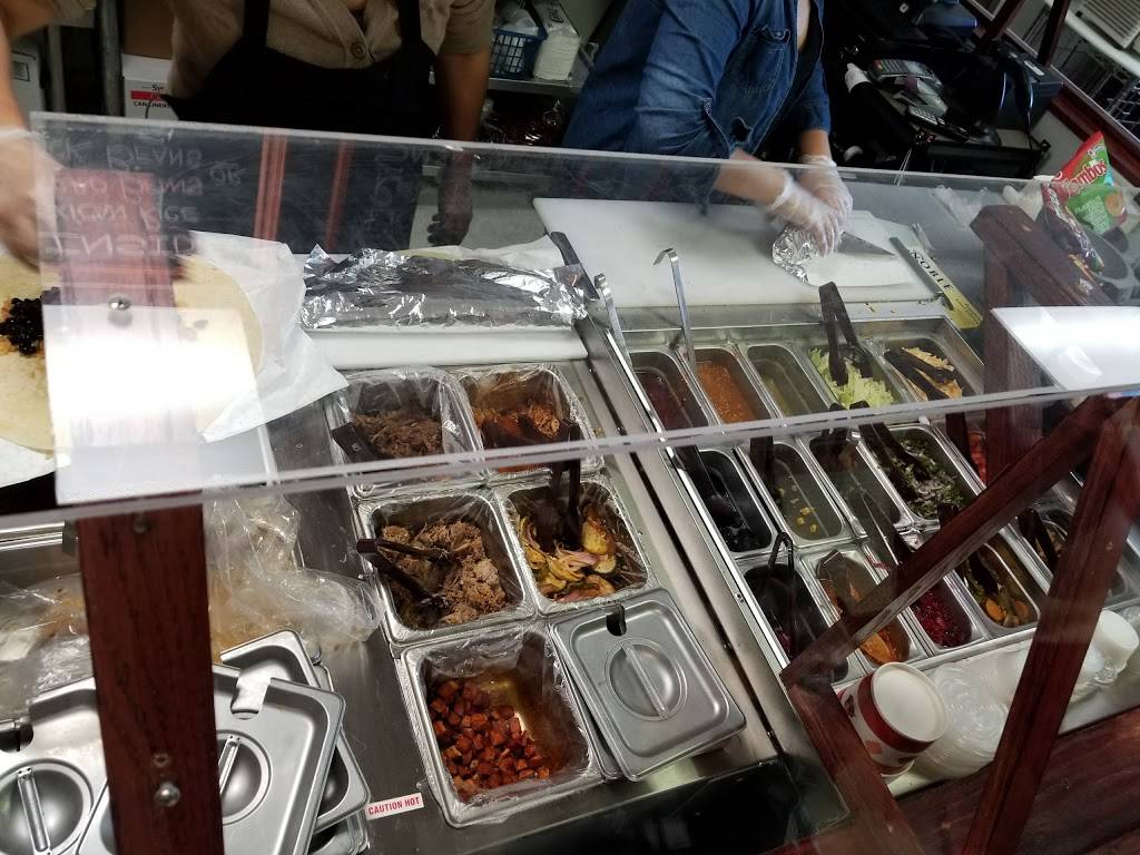 Mi Ranchito Mexican Food Market | restaurant | 13 N Chapel St, Newark, DE 19711, USA | 3028940322 OR +1 302-894-0322