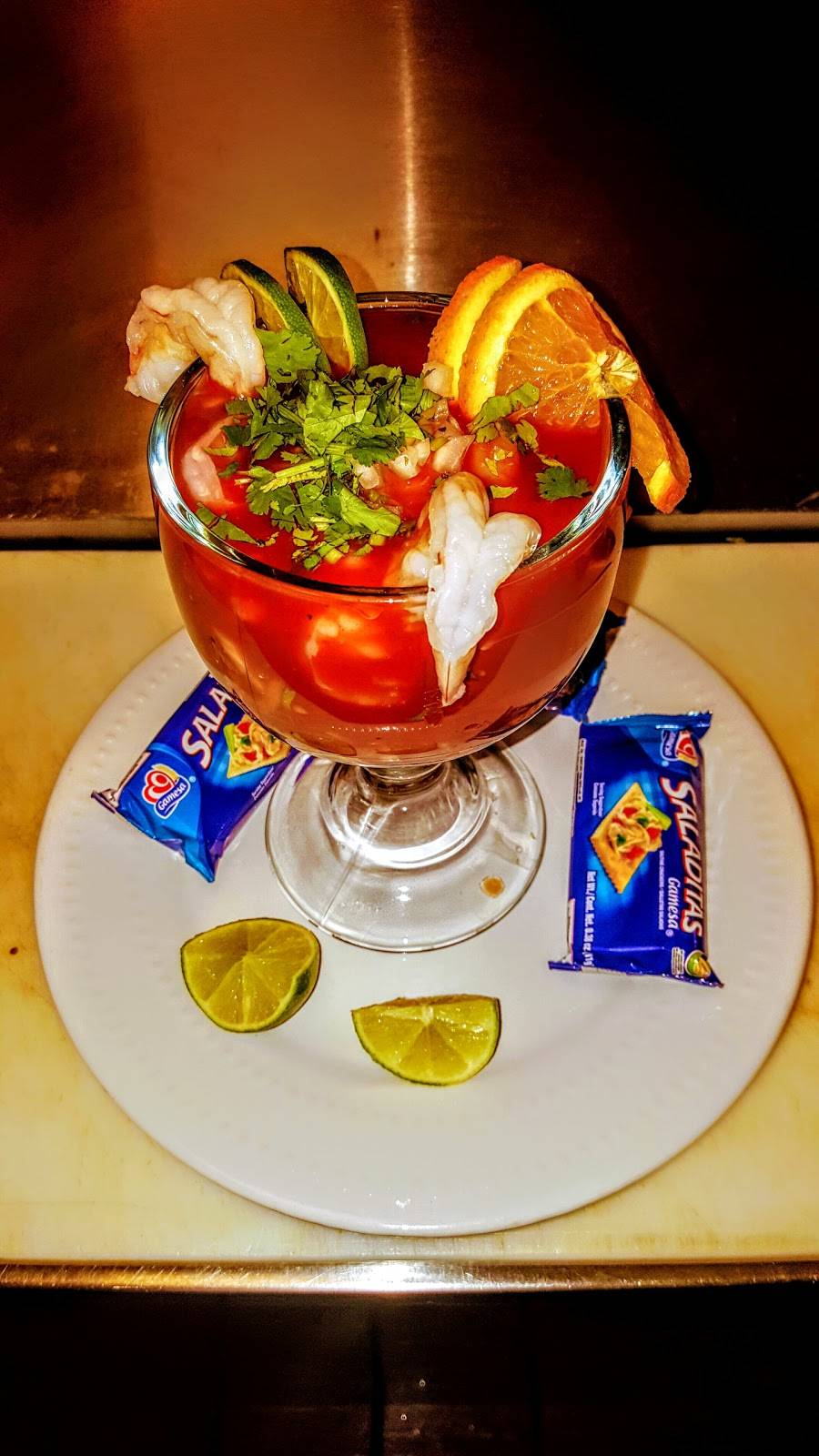 Luna Llena Sport Grill | restaurant | 5247 W Belmont Ave, Chicago, IL 60641, USA | 7086697496 OR +1 708-669-7496