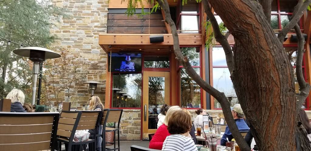 Lazy Dog Restaurant & Bar | restaurant | 240 S State College Blvd, Brea, CA 92821, USA | 7145299300 OR +1 714-529-9300