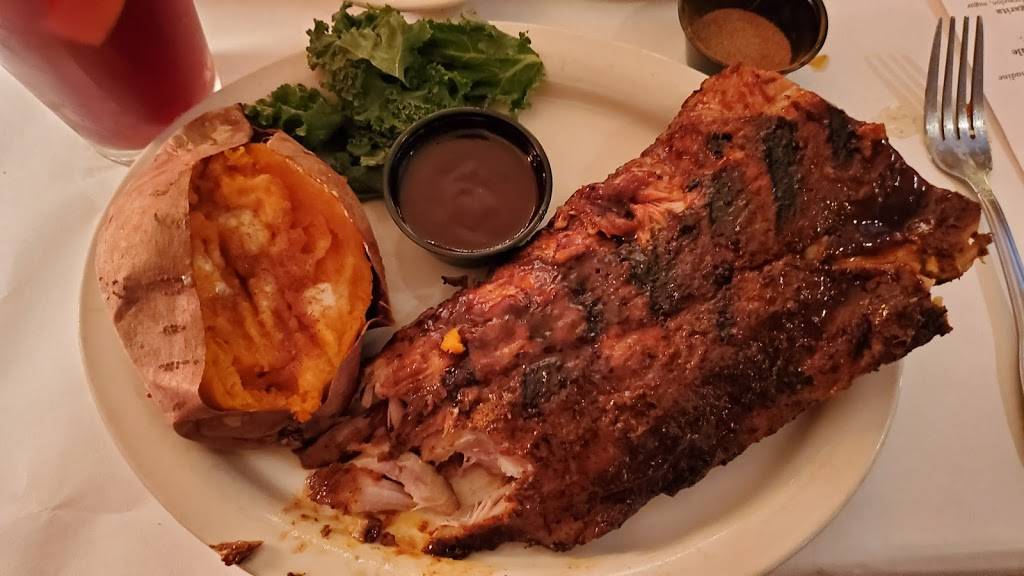 Maurys Tiny Cove & Maurs Bar | restaurant | 3908 Harrison Ave, Cincinnati, OH 45211, USA | 5136622683 OR +1 513-662-2683