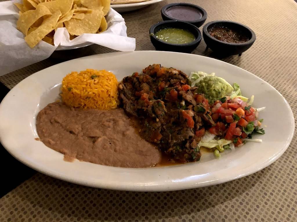 Marios Mexican & Salvadorian Restaurant | restaurant | 2831 Eldorado Pkwy #112, Little Elm, TX 75068, USA | 2143083600 OR +1 214-308-3600
