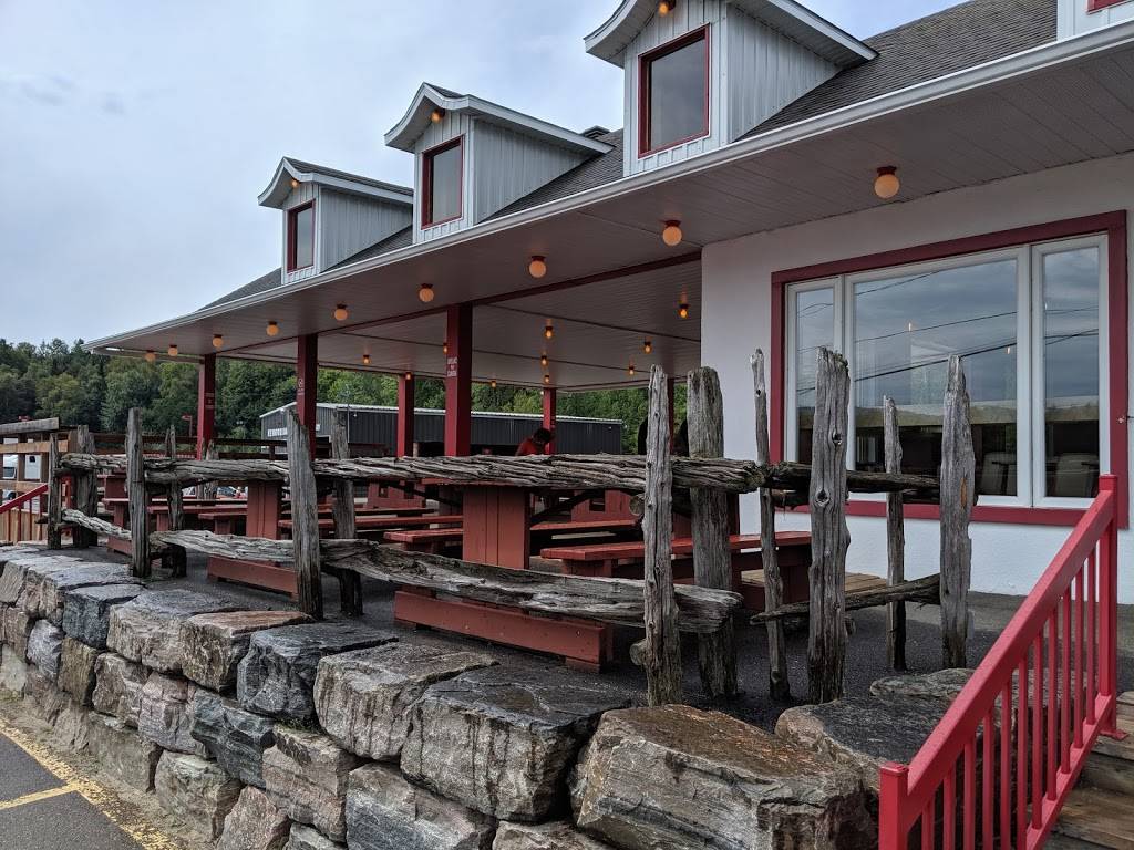 Restaurant Patate Ben-Venue | restaurant | 1365 QC-117, Mont-Tremblant, QC J8E 2X9, Canada | 8194258592 OR +1 819-425-8592