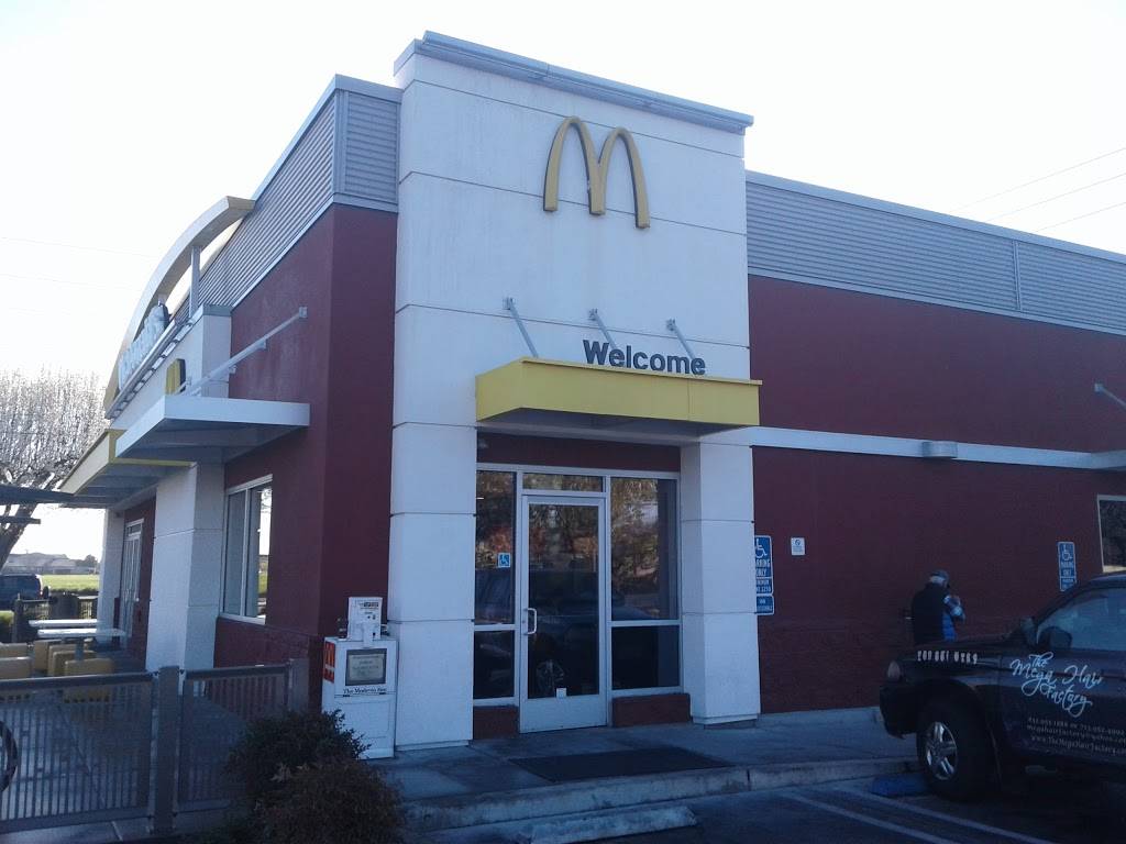 McDonalds | cafe | 2601 Oakdale Rd, Modesto, CA 95355, USA | 2095751275 OR +1 209-575-1275