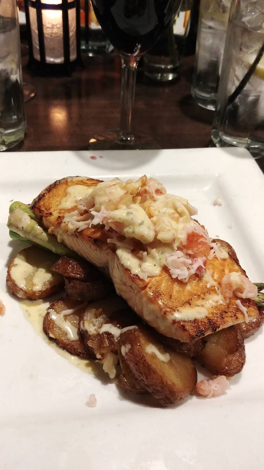 Tavern On Clark | restaurant | 755 Clark Dr, Rockford, IL 61107, USA | 8157087088 OR +1 815-708-7088