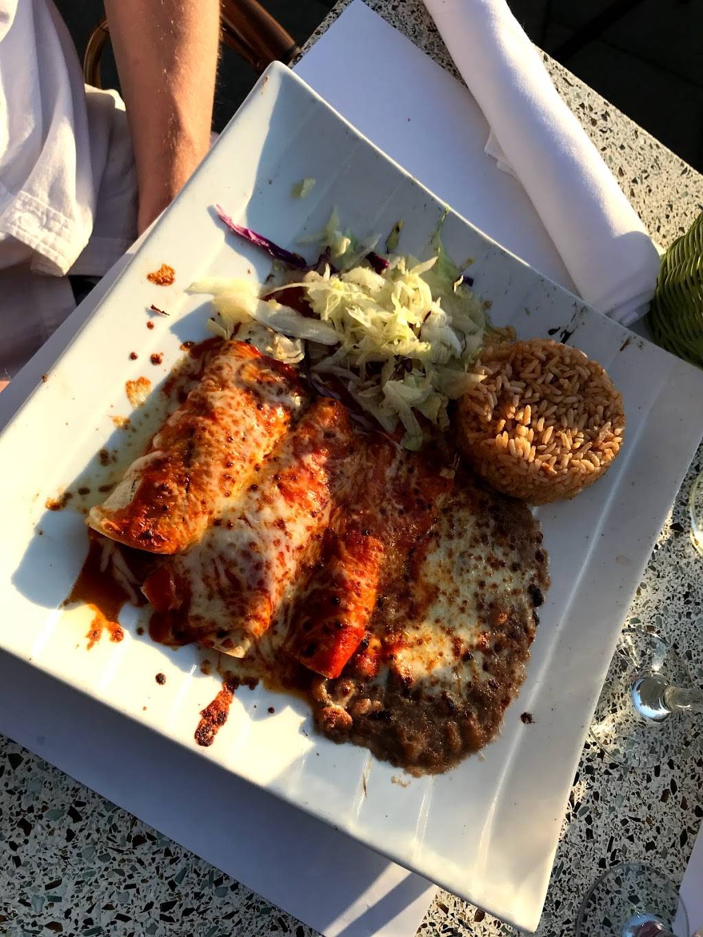 Margaritas Cafe | restaurant | 5116, 445 S Main St, Freeport, NY 11520, USA | 5166232980 OR +1 516-623-2980