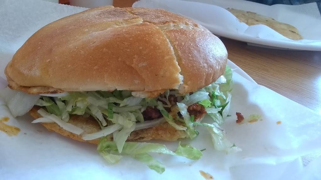 Taqueria Maravatio | restaurant | 1100 Chicago Dr SW, Wyoming, MI 49509, USA | 6164759088 OR +1 616-475-9088