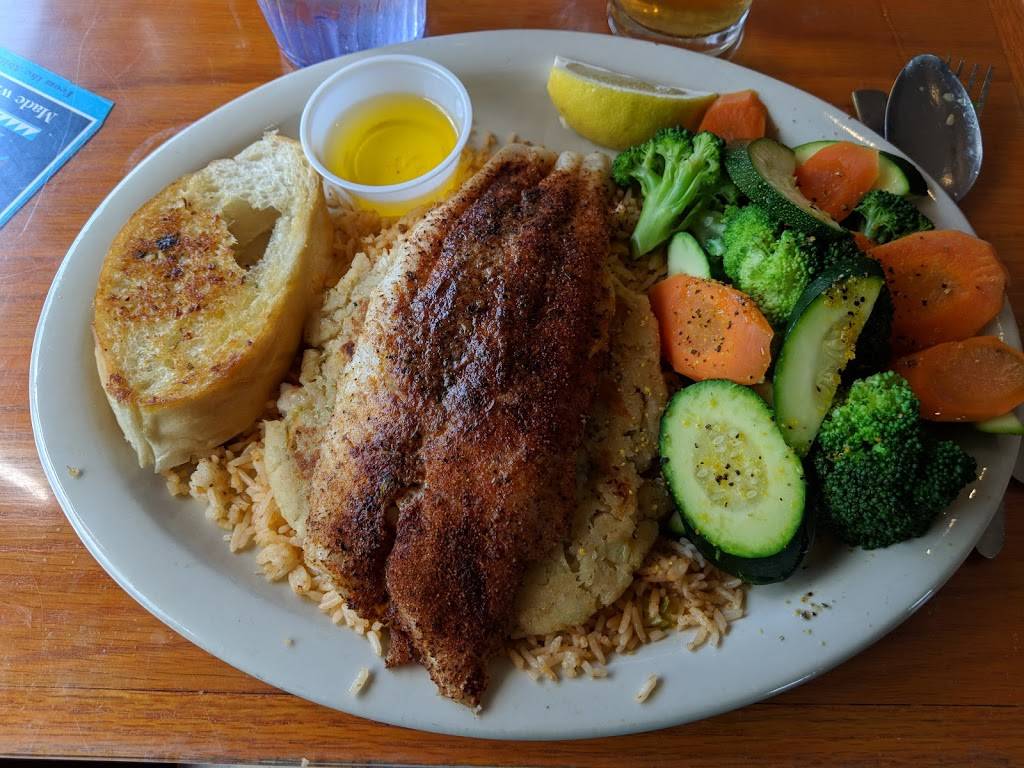 C.R. Surf & Turf Restaurant | restaurant | 601 E Whitestone Blvd # 200, Cedar Park, TX 78613, USA | 5122600600 OR +1 512-260-0600