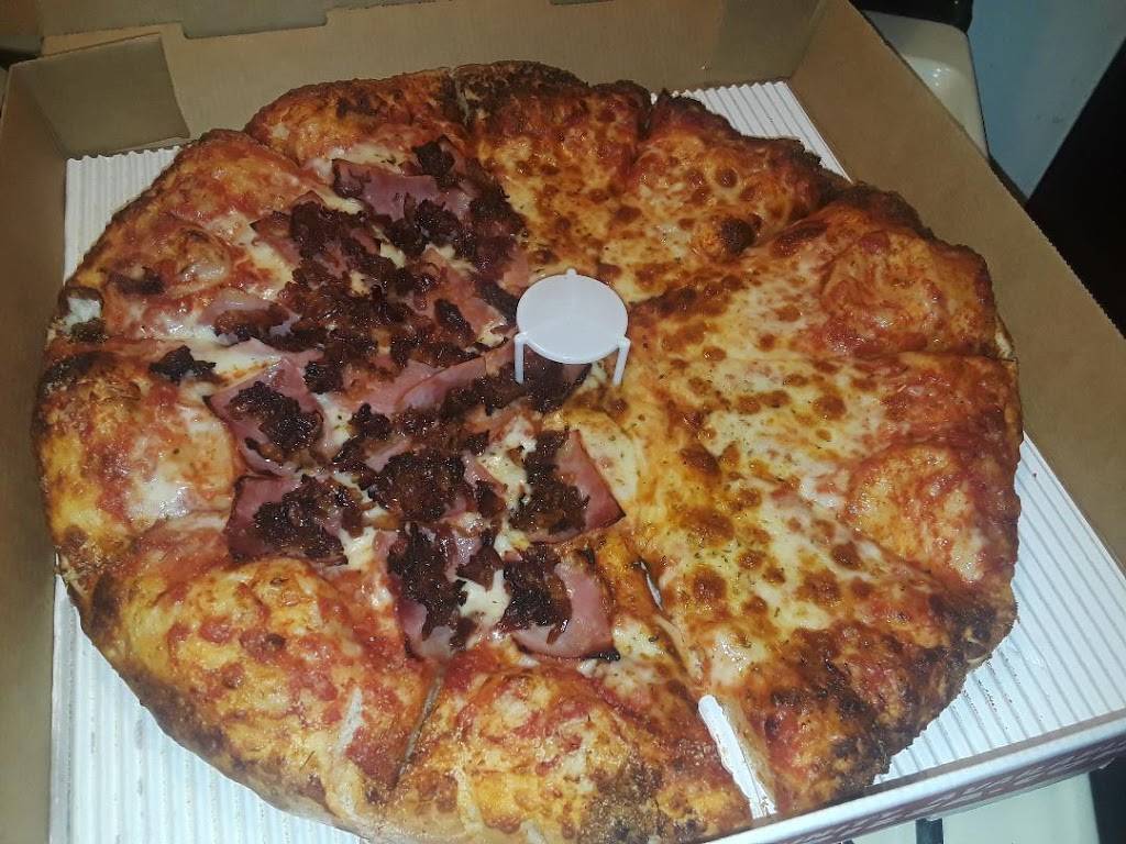 Cloverleaf Pizza | restaurant | 13411 15 Mile Rd, Sterling Heights, MI 48312, USA | 5862649700 OR +1 586-264-9700