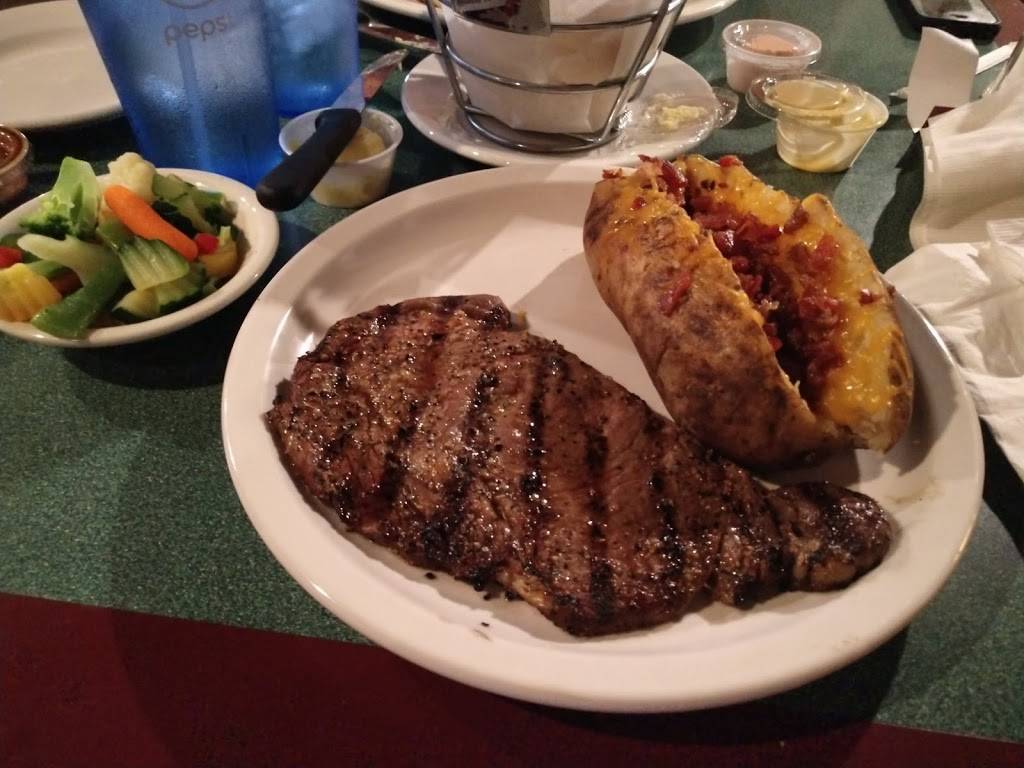 Wyatt Earps Steak House | restaurant | 102 E Court Square suit DU, Covington, TN 38019, USA | 9016172156 OR +1 901-617-2156