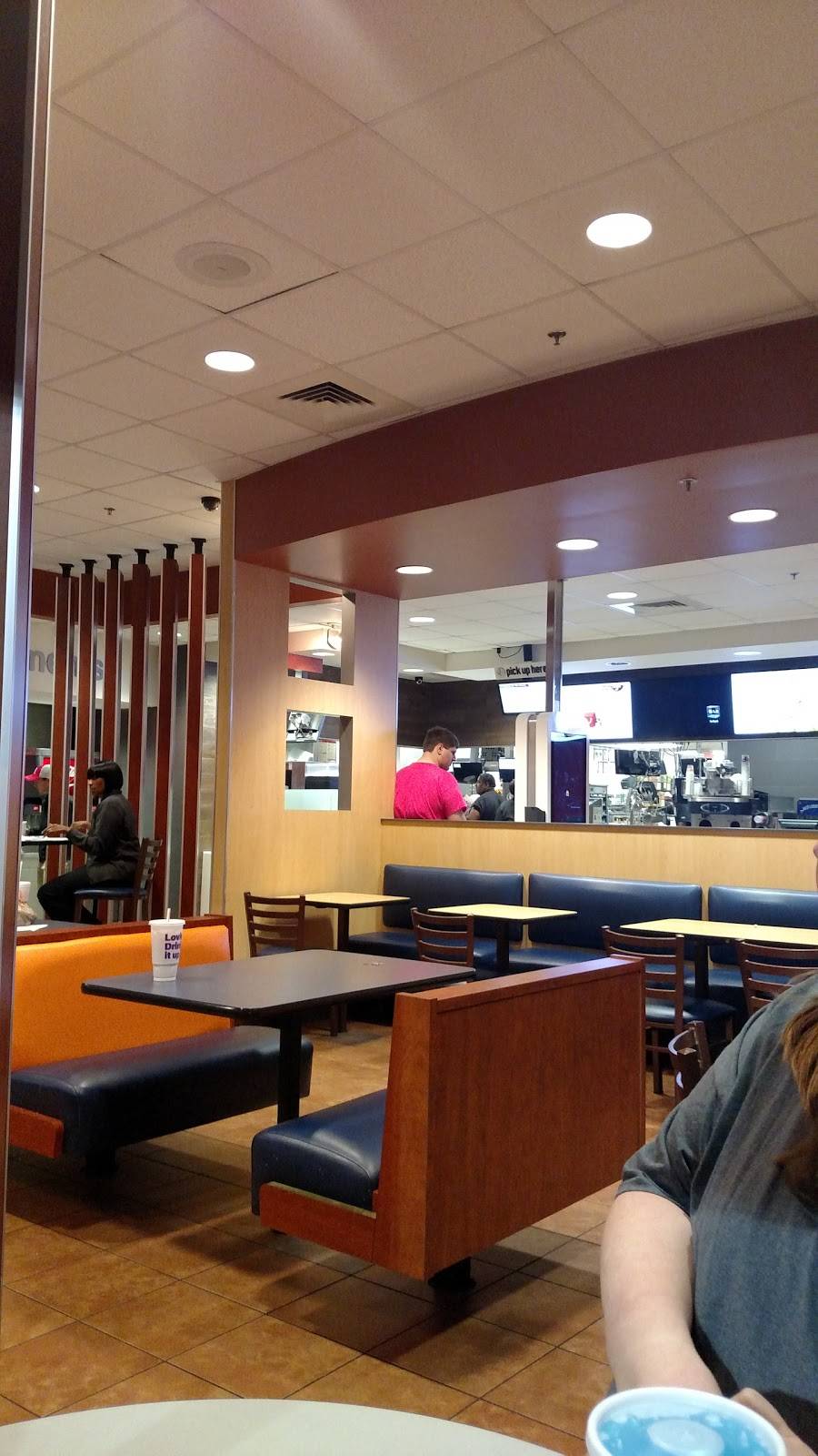 McDonalds | cafe | 3660 Riverside Dr, Macon, GA 31210, USA | 4784775580 OR +1 478-477-5580