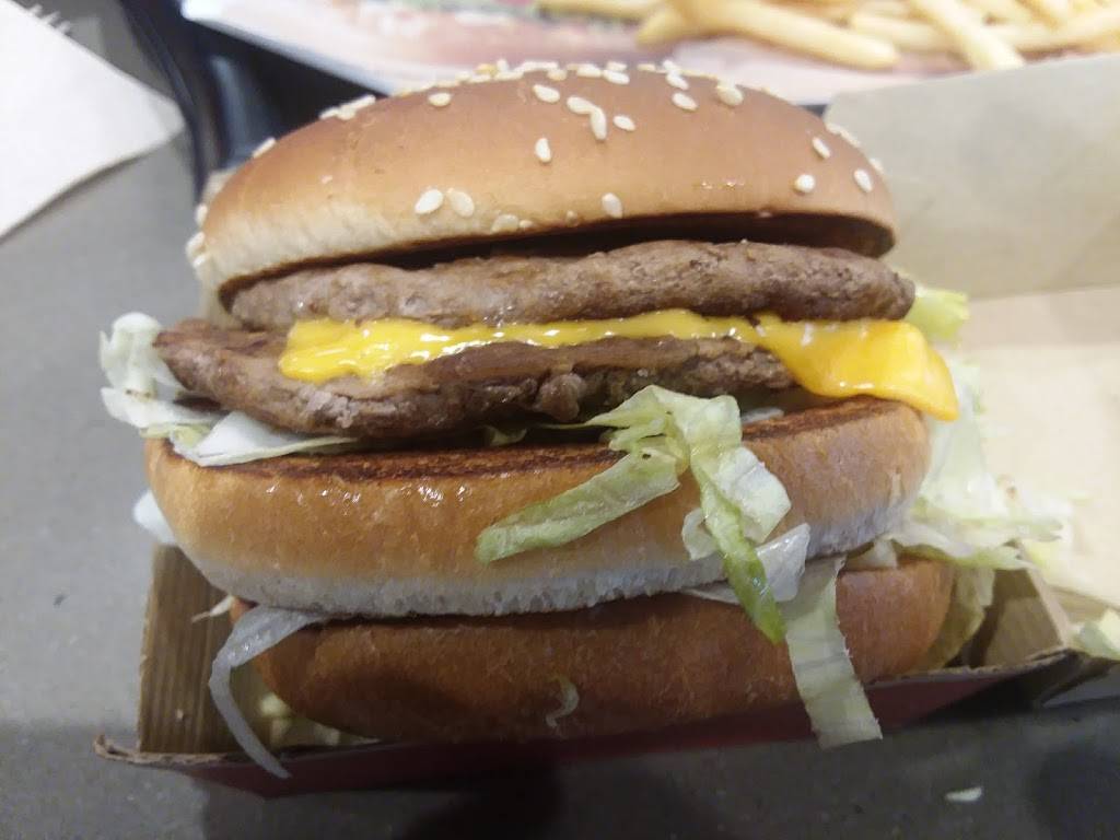 McDonalds | cafe | 290 N Hwy 17 And, 92, Longwood, FL 32750, USA | 4078343770 OR +1 407-834-3770