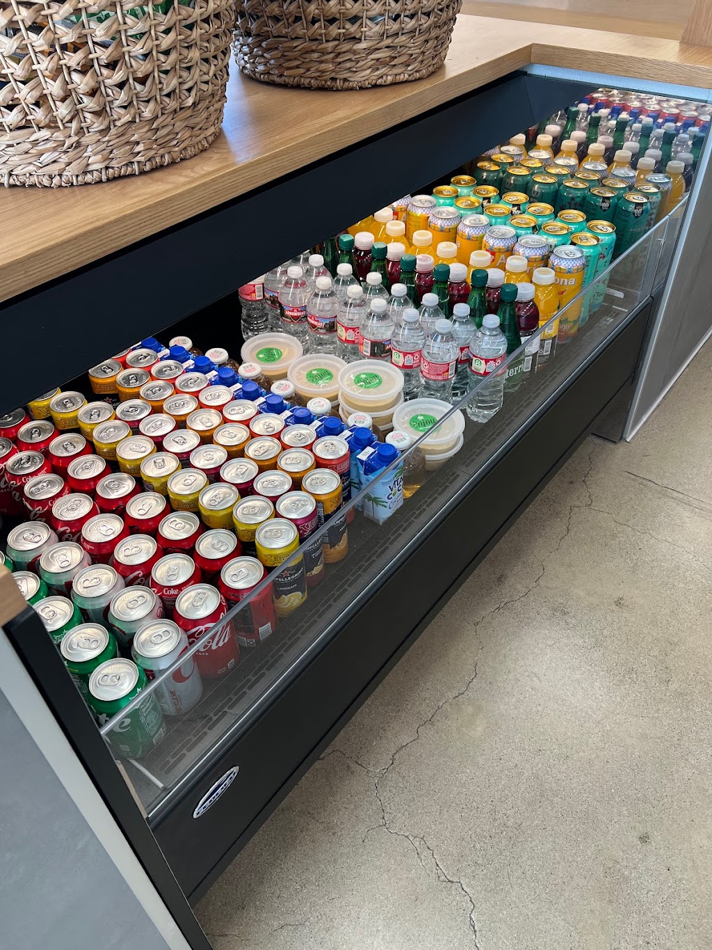 Simply Salad | restaurant | 11402 South St, Cerritos, CA 90703, USA | 5622802050 OR +1 562-280-2050