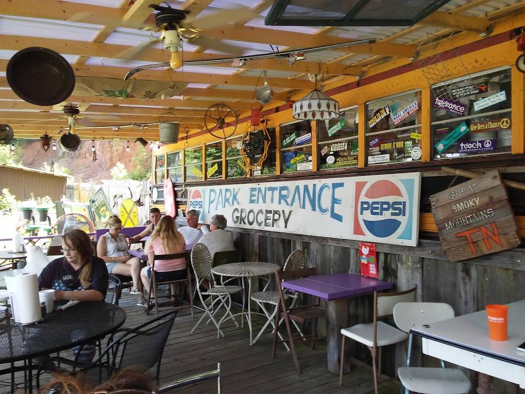 Docs 321 Cafe | restaurant | 4572 Hooper Hwy, Cosby, TN 37722, USA | 8656174656 OR +1 865-617-4656