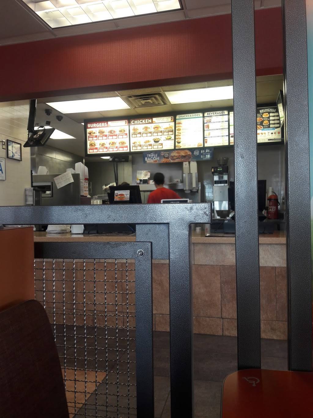 Jack in the Box | restaurant | 24820 Pico Canyon Rd, Santa Clarita, CA 91381, USA | 6612591401 OR +1 661-259-1401