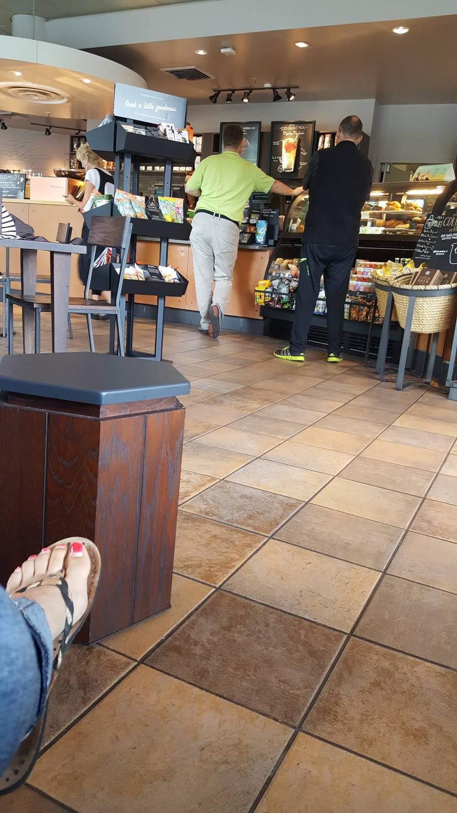 Starbucks | cafe | 6977 Coal Creek Pkwy SE, Newcastle, WA 98059, USA | 4256039727 OR +1 425-603-9727