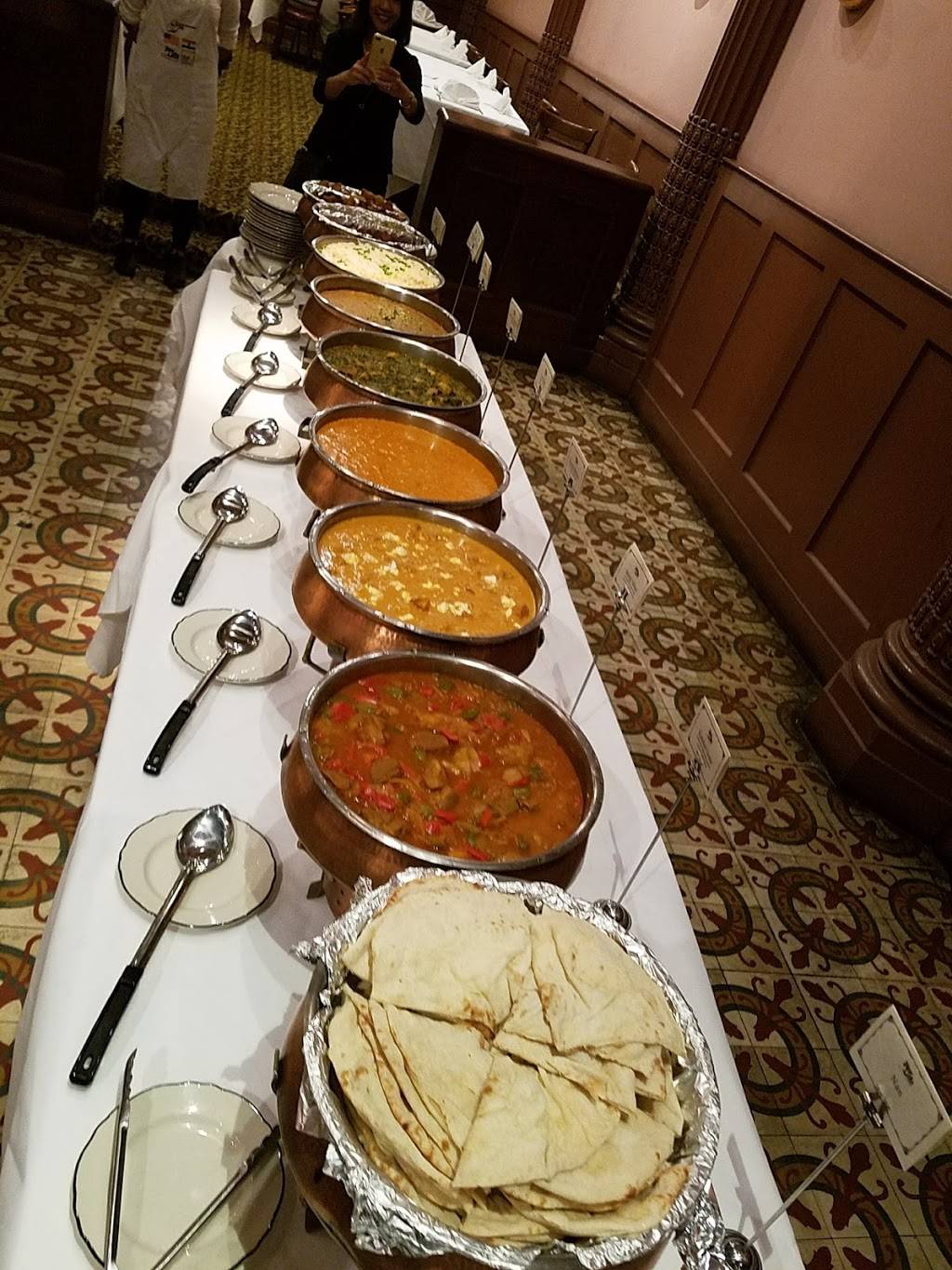 New Delhi Indian Restaurant | restaurant | 160 Ellis St, San Francisco, CA 94102, USA | 4153978470 OR +1 415-397-8470