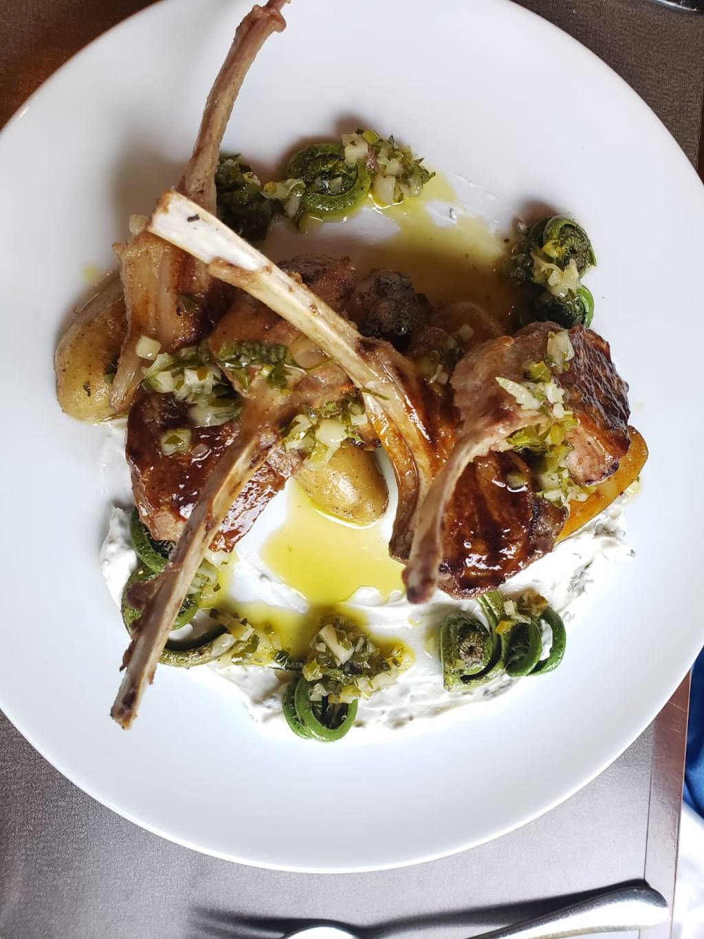 Ancaster Mill | restaurant | 548 Old Dundas Rd, Ancaster, ON L9G 3J4, Canada | 9056481828 OR +1 905-648-1828