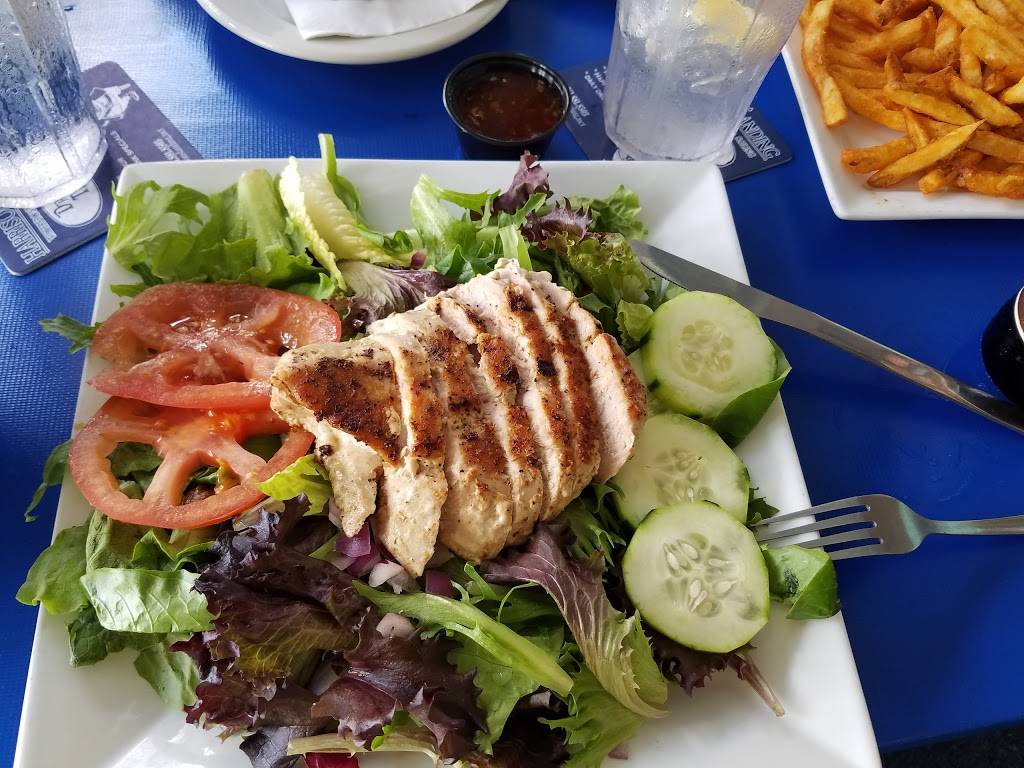 Harrisons Landing | restaurant | 108 Peoples T-Head Street, Corpus Christi, TX 78401, USA | 3618818503 OR +1 361-881-8503