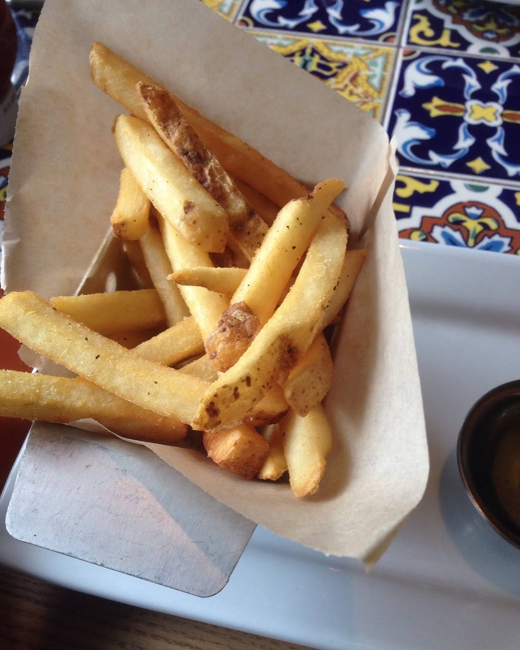 Chilis Grill & Bar | meal takeaway | 817 Old York Rd, Jenkintown, PA 19046, USA | 2158871747 OR +1 215-887-1747