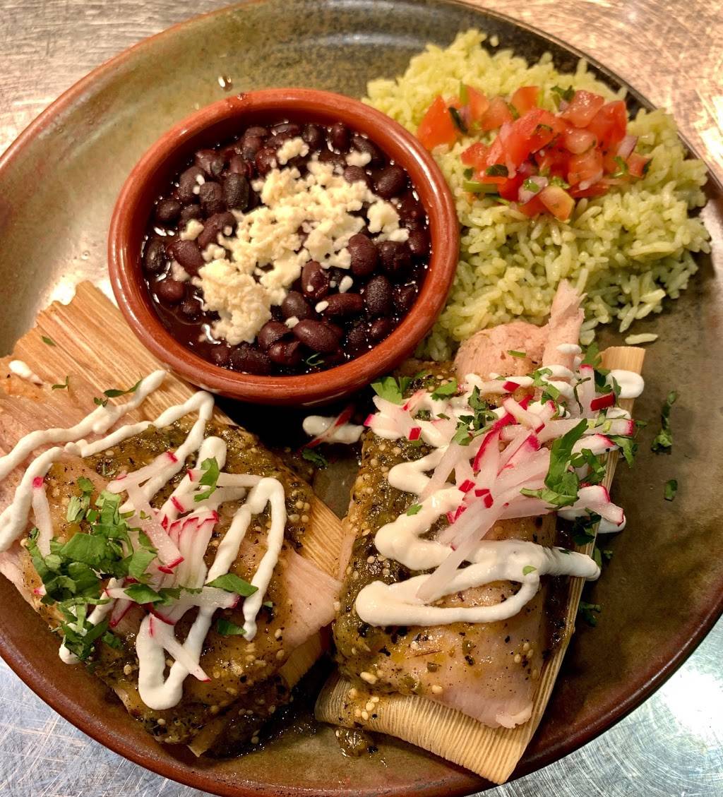 El ZunZún | restaurant | 4105 Crosshaven Dr, Vestavia Hills, AL 35243, USA | 2057917711 OR +1 205-791-7711