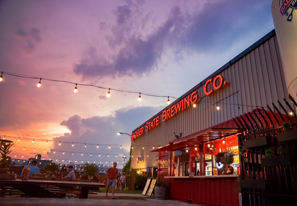 Badger State Brewing Company | restaurant | 990 Tony Canadeo Run, Green Bay, WI 54304, USA | 9206345687 OR +1 920-634-5687