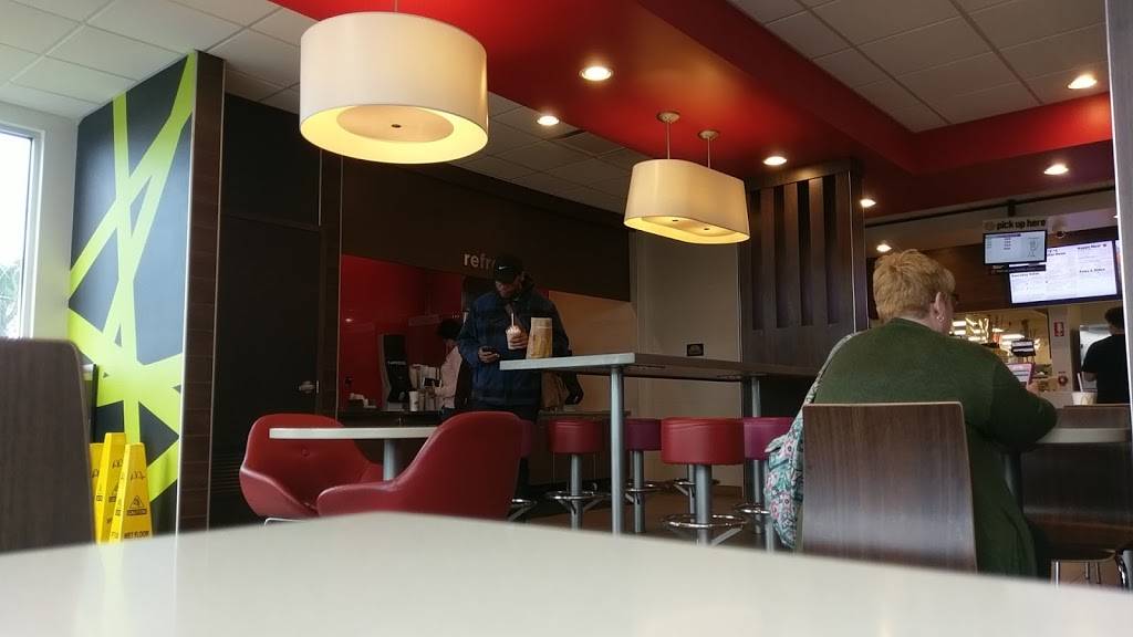 McDonalds | cafe | 1318 W Foothill Blvd, Rialto, CA 92376, USA | 9094211001 OR +1 909-421-1001