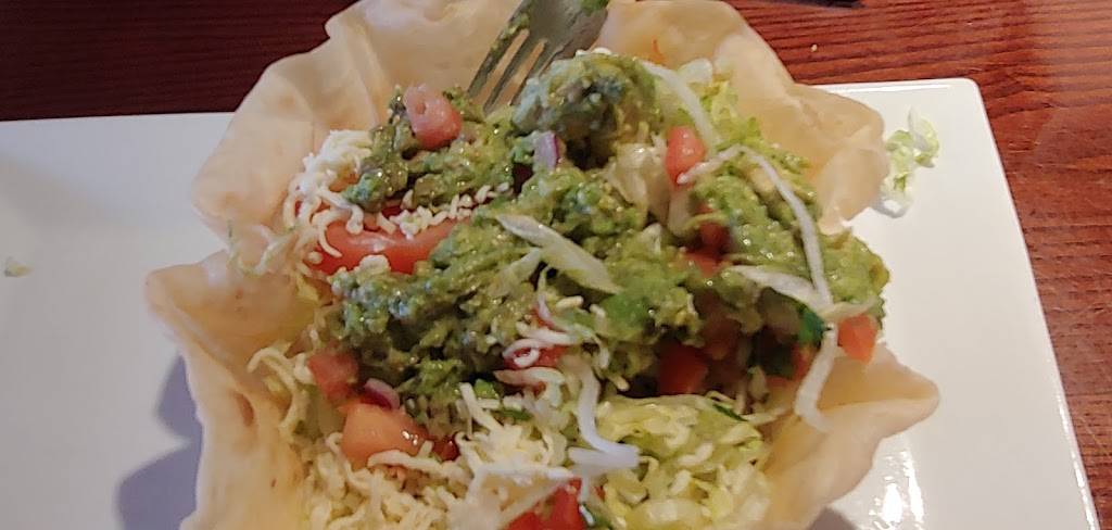 El Cerro Restaurant | restaurant | 2217 Avent Ferry Rd, Raleigh, NC 27606, USA | 9198320293 OR +1 919-832-0293