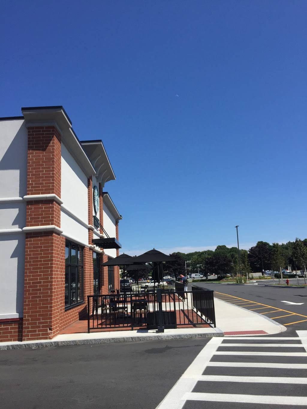 Starbucks | cafe | 450 Paradise Rd, Swampscott, MA 01907, USA | 7815819001 OR +1 781-581-9001