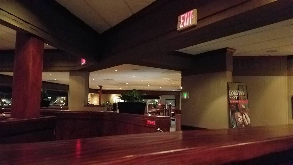 Red Lobster | restaurant | 104 TX-332, Lake Jackson, TX 77566, USA | 9792978580 OR +1 979-297-8580