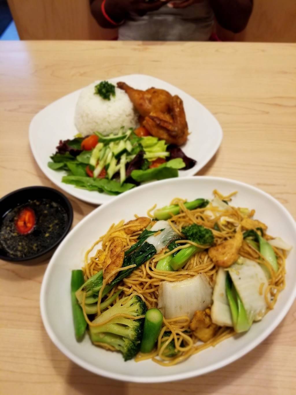 Lúa Viet Kitchen | restaurant | 1540 W Alabama St #300, Houston, TX 77006, USA | 3462277047 OR +1 346-227-7047