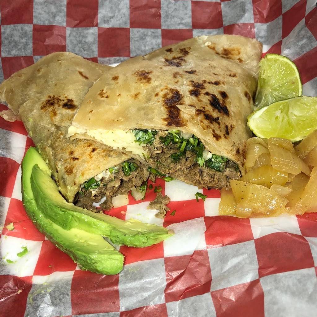 TACOS y MICHELADAS DEL GORDO GARZA | restaurant | 7501 Lyons Ave, Houston, TX 77020, USA | 3463773523 OR +1 346-377-3523