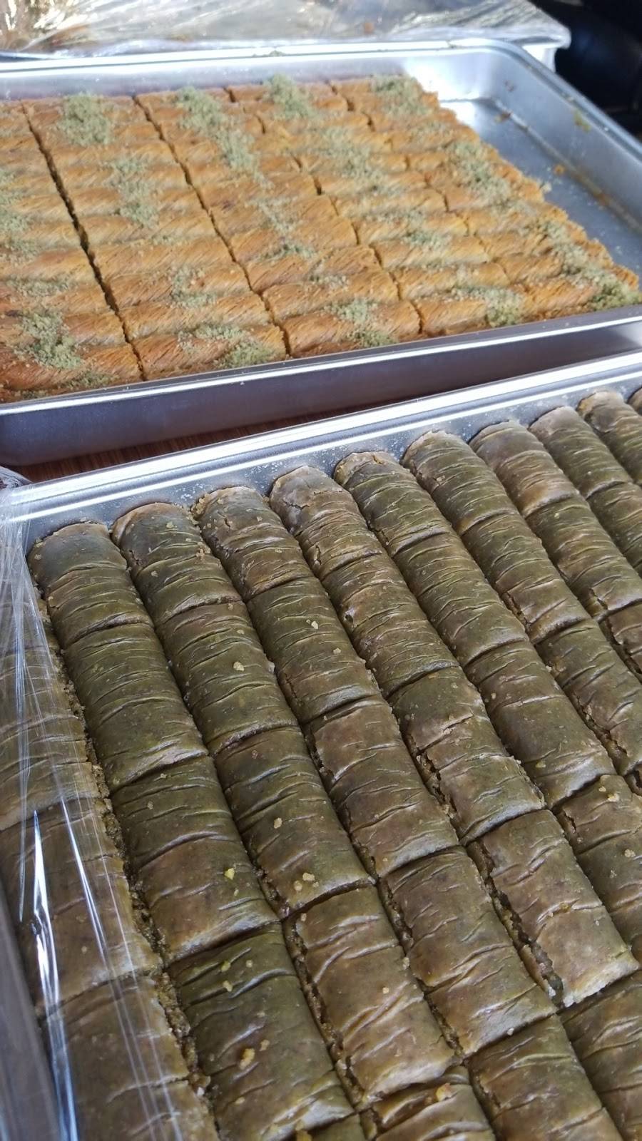 Bereket Gyro & Grill | restaurant | 3790 US-1, Monmouth Junction, NJ 08852, USA | 7329297799 OR +1 732-929-7799