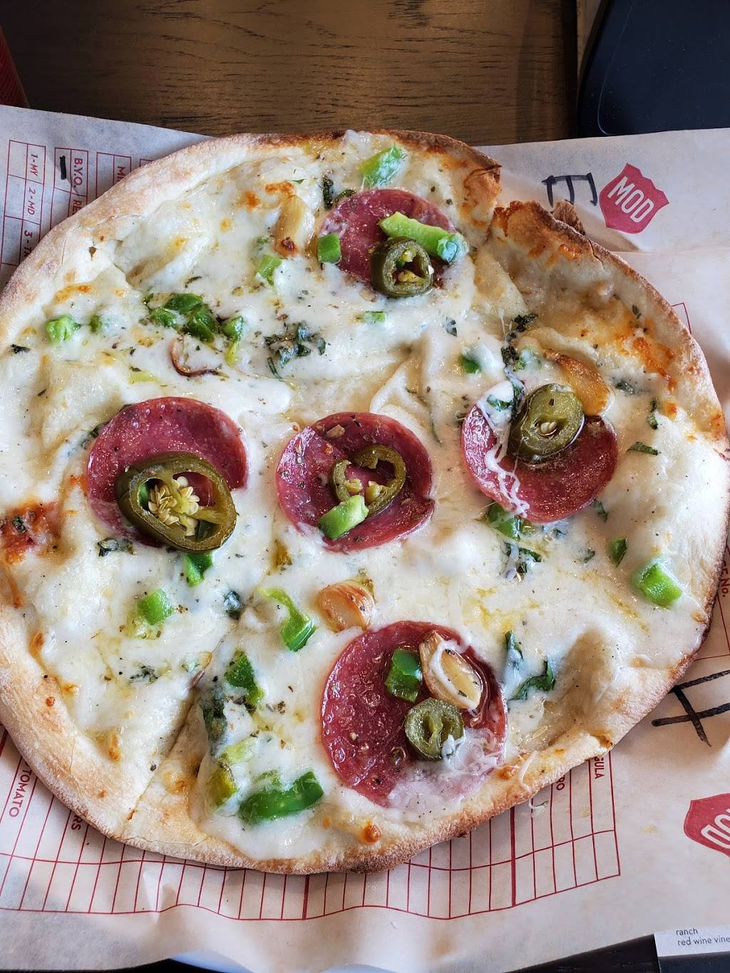 MOD Pizza | restaurant | 18300 Cottonwood Dr #111, Parker, CO 80138, USA | 7205868558 OR +1 720-586-8558