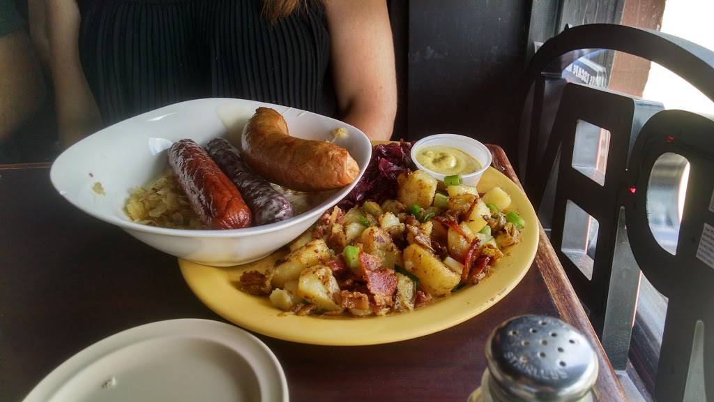 Freibergs | restaurant | 203 E Main St, Johnson City, TN 37604, USA | 4239284106 OR +1 423-928-4106