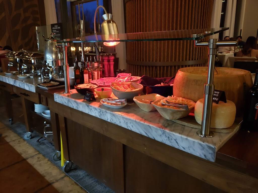 Fogo de Chao Brazilian Steakhouse | restaurant | 1775 Tysons Blvd #50, Tysons, VA 22102, USA | 7035560200 OR +1 703-556-0200