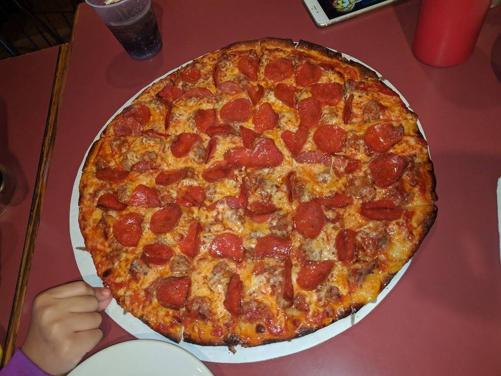 The New Corner Bar & Grill | restaurant | 2349-, 2399 Joe Orr Rd, Lynwood, IL 60411, USA | 7086463905 OR +1 708-646-3905