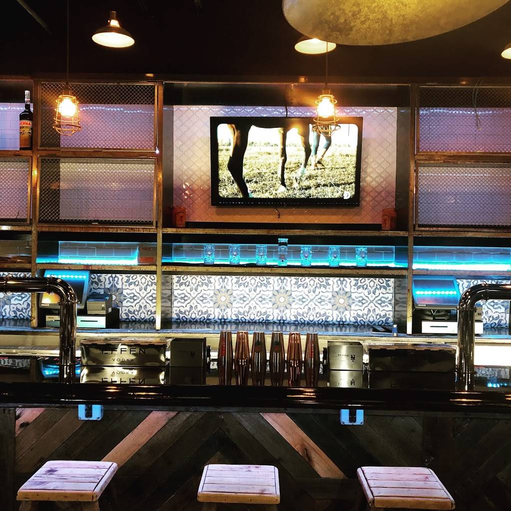 Farmingdale Brew co | restaurant | 306 Main St, Farmingdale, NY 11735, USA | 5165868711 OR +1 516-586-8711