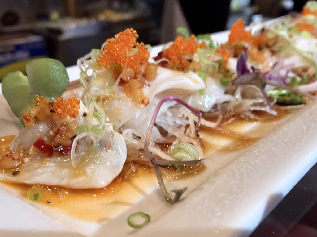 John Hollys Asian Bistro | restaurant | 2422 S Downing St, Denver, CO 80210, USA | 3037228686 OR +1 303-722-8686