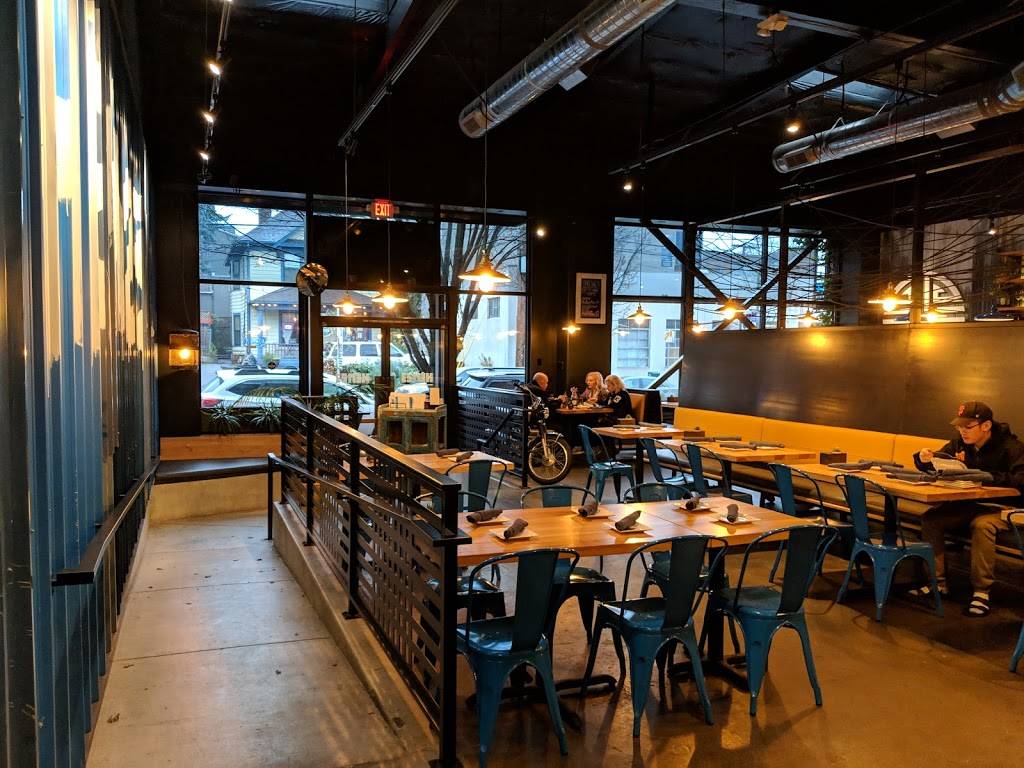 Hẻm 23 Vietnamese Bar and Grill | restaurant | 1514 NW 23rd Ave, Portland, OR 97210, USA | 9713526138 OR +1 971-352-6138