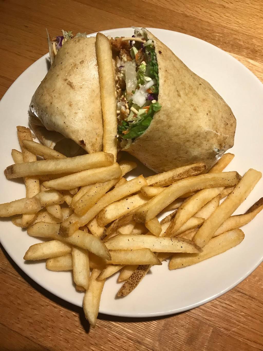 Applebees Grill + Bar | restaurant | 1301 Kansas Ave, Paola, KS 66071, USA | 9132942702 OR +1 913-294-2702