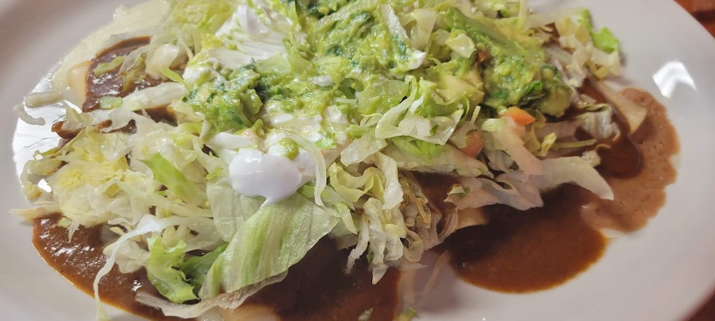 El Caporal | restaurant | 223 N Black River St, Sparta, WI 54656, USA | 6082690547 OR +1 608-269-0547